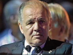 alejandro sabella permanece internado y con pronostico reservado: el parte medico alejandro sabella permanece internado y con pronostico reservado: el parte medico