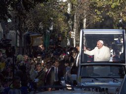 zika: guino del papa francisco al preservativo como un mal menor zika: guino del papa francisco al preservativo como un mal menor