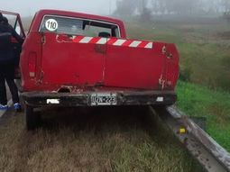video: filman a conductor de pick up cuando borracho se va contra el guardarrail video: filman a conductor de pick up cuando borracho se va contra el guardarrail