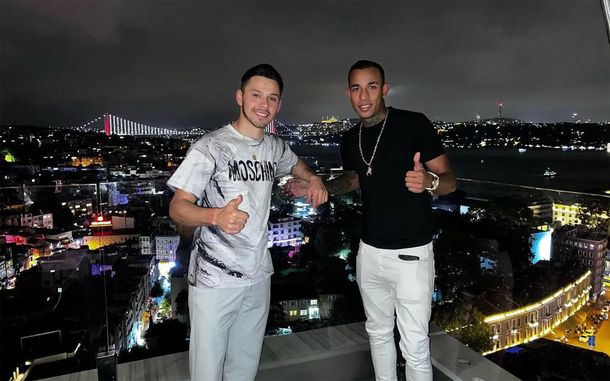 Otra foto de Sebastián Villa que indigna al mundo Boca