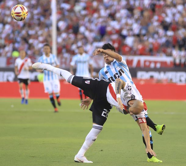 River recibe a Racing en el Monumental