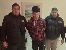 Arrestaron al acusado por el femicidio de la madre que defendió a su hija de un abuso en Los Polvorines Arrestaron al acusado por el femicidio de la madre que defendió a su hija de un abuso en Los Polvorines