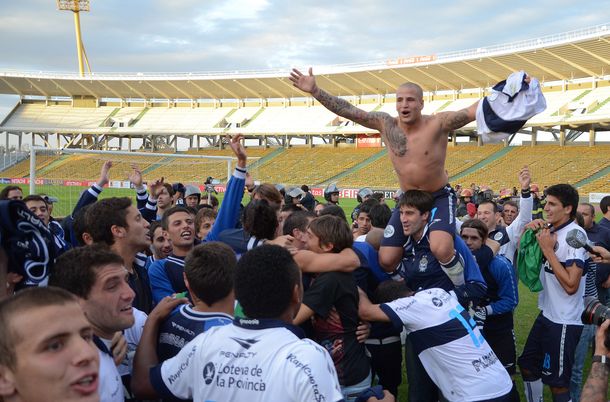 Ganó Gimnasia y vuelve a ser de Primera División