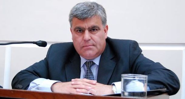 No esperen de nosotros un silencio cómplice