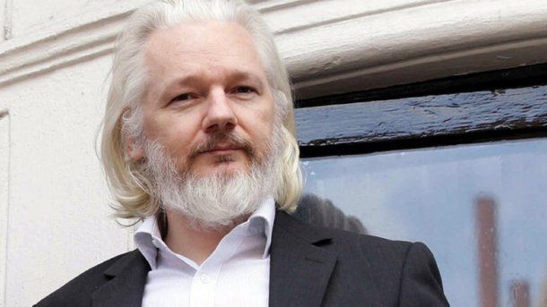 Julian Assange se declararía culpable ante la justicia de Estados Unidos