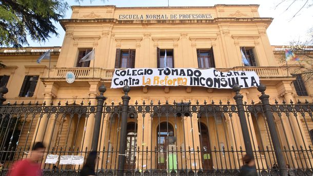 Fuerte resistencia a la reforma educativa porteña