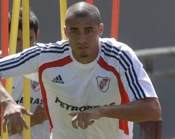 Volvió Trezeguet y Almeyda paró su formación titular