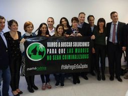 cultivan cannabis medicinal para sus hijos y denuncian que las tratan de narcos cultivan cannabis medicinal para sus hijos y denuncian que las tratan de narcos