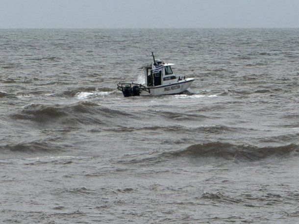 Punta del Este: un turista argentino se metió en el mar y desapareció