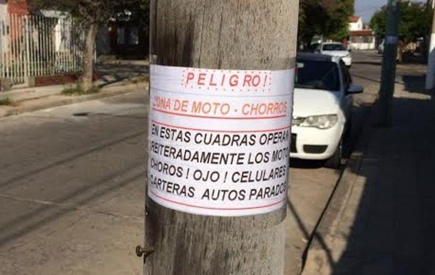 Un barrio de Córdoba alerta por la presencia de motochorros