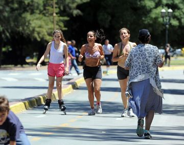 La ola de calor seguirá hasta el martes en Capital y alrededores