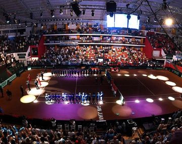 Copa Davis: Argentina se durmió en el dobles y Chile está arriba 2-1