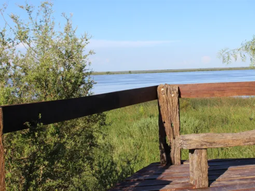 El pueblo con senderos naturales, con costanera al río Paraná y súper tranquilo.