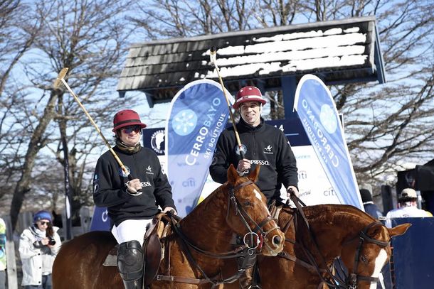 Se realizó la sexta edición del Snow Polo en Cerro Bayo