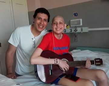 José González fue denunciado por comprar una casa con las donaciones para el tratamiento de leucemia de su hijo.