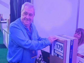 Así fue el momento en que votó Jorge Ameal en las elecciones de Boca