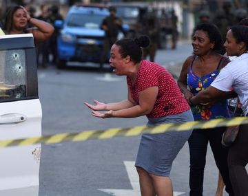 Doctrina Chocobar a la brasileña: militares abrieron fuego por error contra una familia