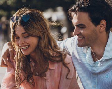 Nicole Wallace y Gabriel Guevara. Foto: (Prime Video)