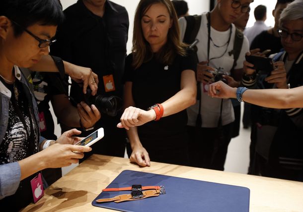 El nuevo iPhone no convenció a inversionistas: Apple cayó 2% en Wall Street