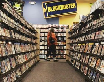 Remataron la cadena de videoclub Blockbuster