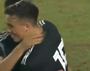 Paredes saluda al Pity