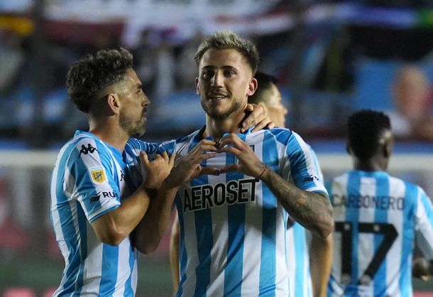 Racing le ganó a Arsenal con tres golazos