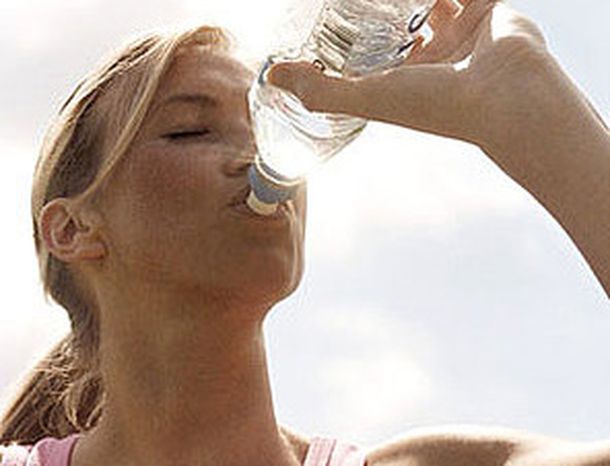 Para adelgazar: ¿Por qué dicen que es importante tomar agua?