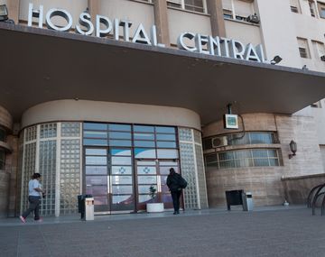 Murió un preso tras caer desde un tercer piso de un hospital en intento de fuga