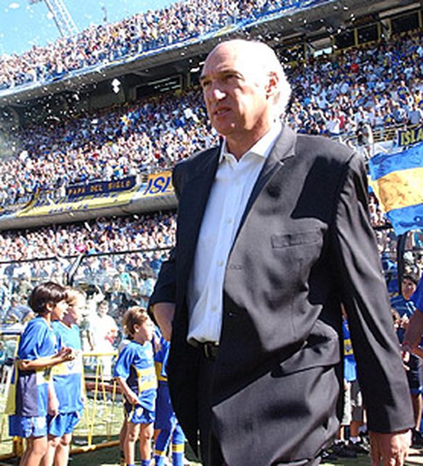 Impresionante recibimiento para Bianchi en La Bombonera