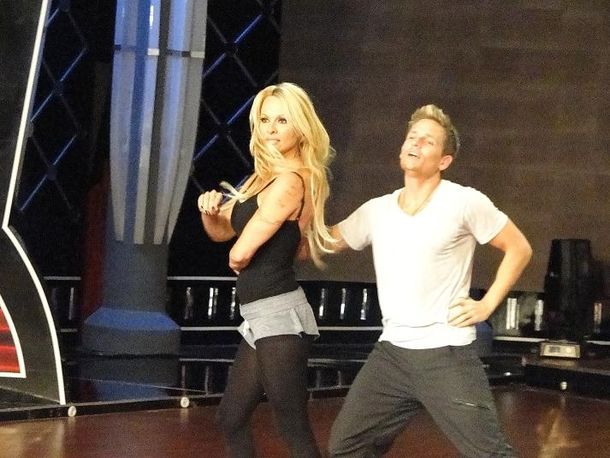 Pamela ensaya por primera vez