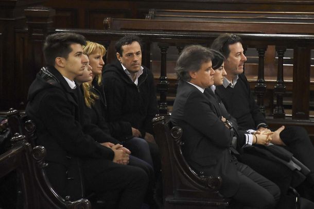 El endoscopista que intervino a Débora Pérez Volpin lloró y dijo que todavía no puede dormir