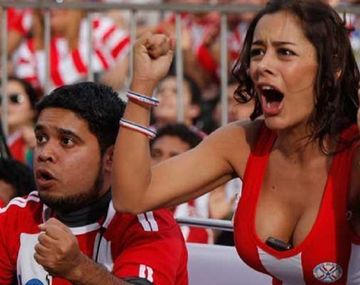 Larissa Riquelme vuelve con todo: El trono siempre fue mio