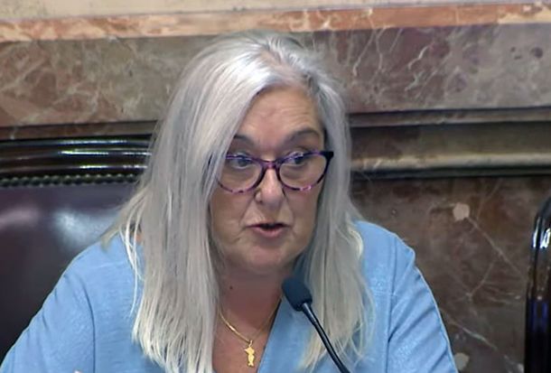 Amenazan de muerte a senadora radical que votó contra el DNU de Milei