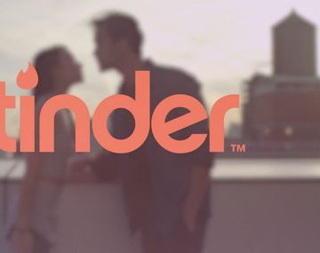 {altText(,#FilosofíaAplicada ¿Platón hubiera usado Tinder?)}