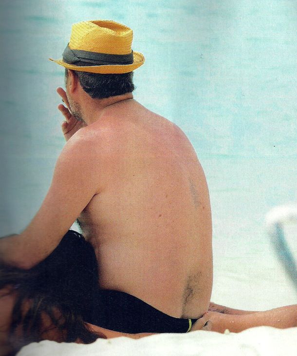 A este conductor de TV lo escracharon en un plano poco favorable