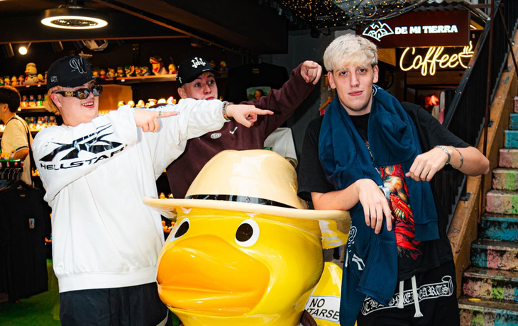 Quiénes son Beni Mármol y Pato Perrotta, los jóvenes youtubers detenidos en el Mundial