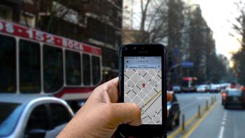 ¿que es uber, la polemica app a la que se oponen los taxistas? ¿que es uber, la polemica app a la que se oponen los taxistas?