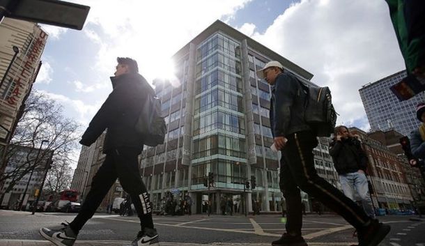 Encontraron un paquete sospechoso en la sede de Cambridge Analytica en Londres