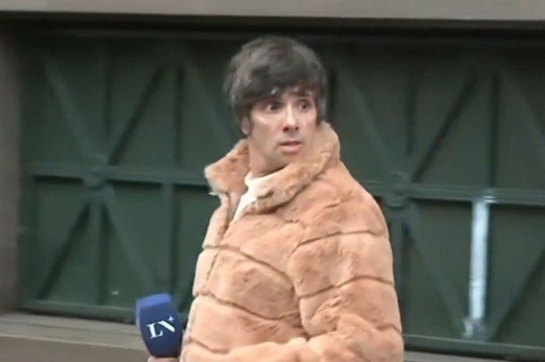 Robertito Funes Ugarte fue insultado en la marcha para pedir justicia por Brenda, Morena y Lara, las jóvenes asesinadas en Florencio Varela. Robertito Funes Ugarte fue insultado en la marcha para pedir justicia por Brenda, Morena y Lara, las jóvenes asesinadas en Florencio Varela.