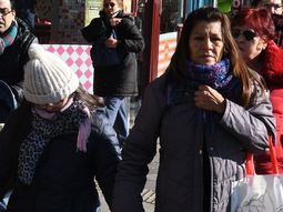 Con barbijo y bufanda: otro arranque con baja sensación térmica en la Ciudad