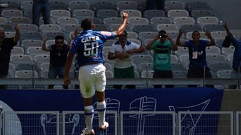wanchope abila sigue encendido y metio un doblete por la copa de brasil wanchope abila sigue encendido y metio un doblete por la copa de brasil