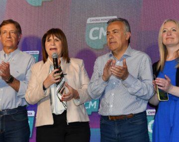 Cornejo celebró su triunfo en Mendoza y apoyó a Bullrich