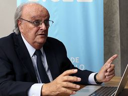 El Gobierno se refirió a la falta de insumos de la industria automotriz
