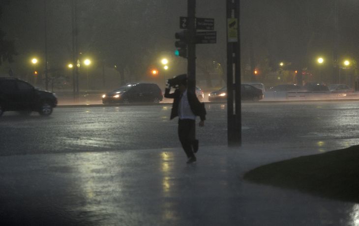 Cesó el alerta y el clima mejorará desde la mañana