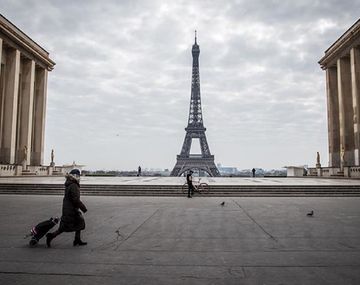 París vuelve a estar en cuarentena total