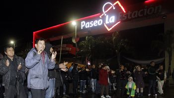 tension en constitucion: la policia desalojo un acampe y hay cuatro detenidos tension en constitucion: la policia desalojo un acampe y hay cuatro detenidos