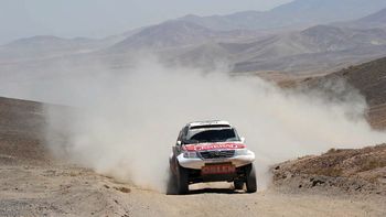 la decima etapa del dakar, en medio del desierto la decima etapa del dakar, en medio del desierto