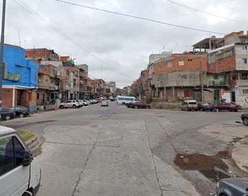 Asesinan a un hombre en el Bajo Flores donde la semana hubo un tiroteo con tres muertos