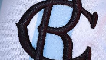 racing jugara el clasico con una camiseta de estilo amateur racing jugara el clasico con una camiseta de estilo amateur