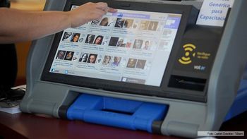 reclaman al macrismo maquinas de votacion para capacitar a fiscales de mesa reclaman al macrismo maquinas de votacion para capacitar a fiscales de mesa